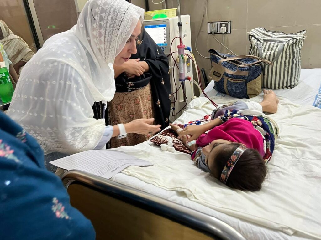 Health support for deserving people by Rahe Insaniyat